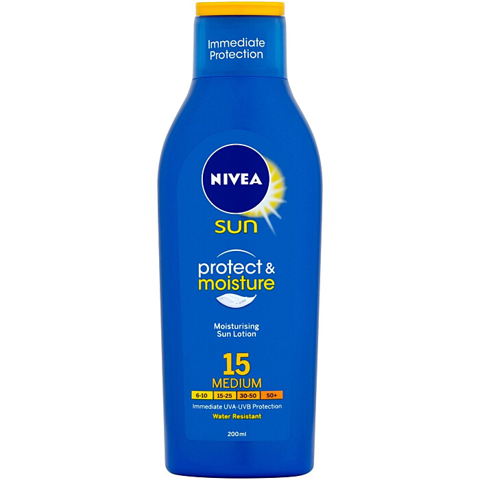 Nivea Sun Moisturising Sun Lotion SPF15